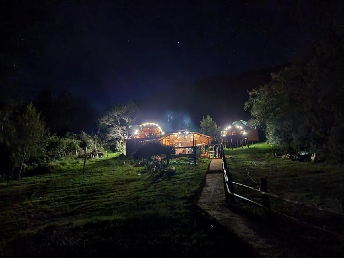 ホテル Glamping Sede Campestre Mirador De Pueblo Viejo グアタビータ エクステリア 写真