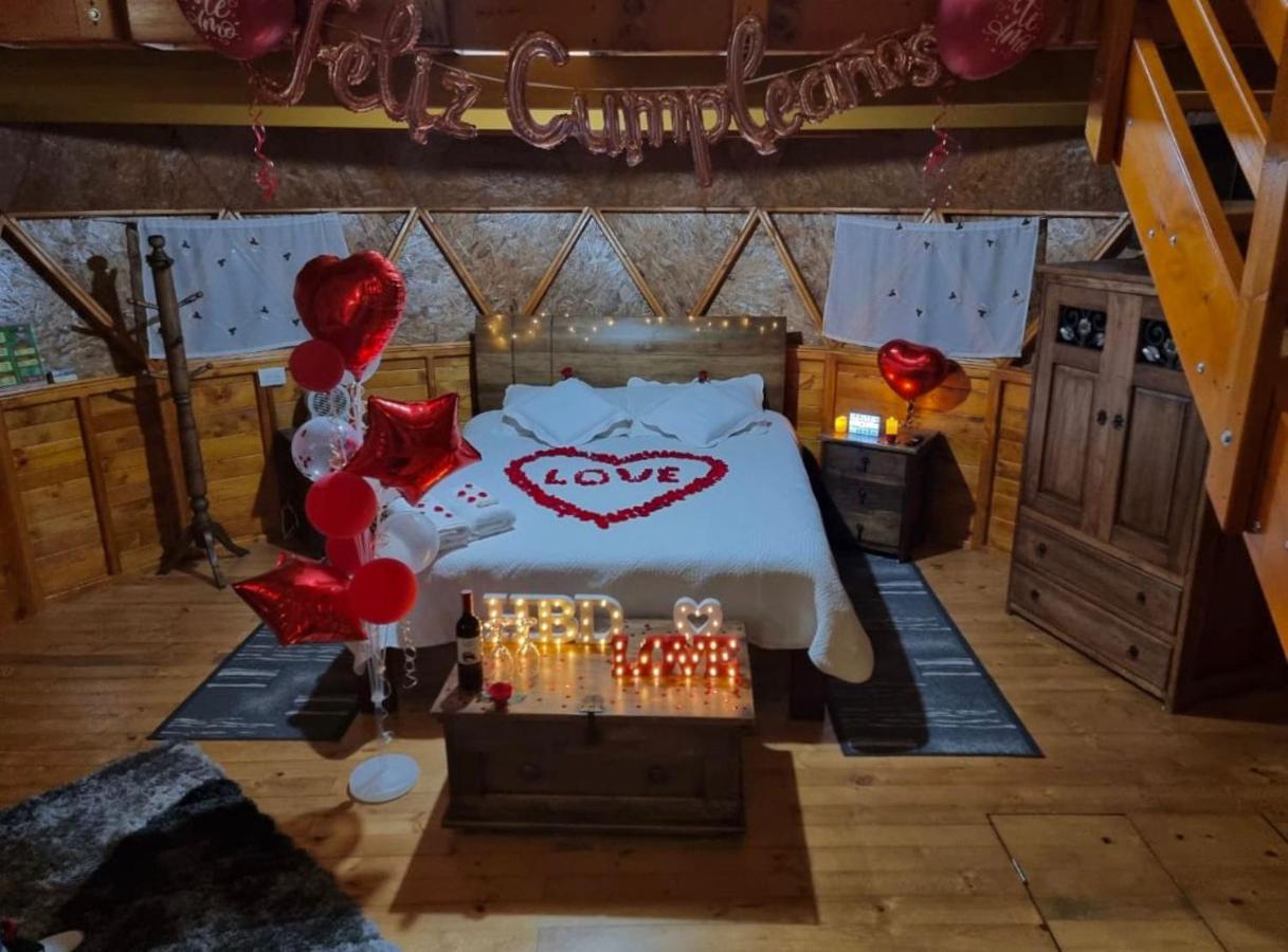 ホテル Glamping Sede Campestre Mirador De Pueblo Viejo グアタビータ エクステリア 写真