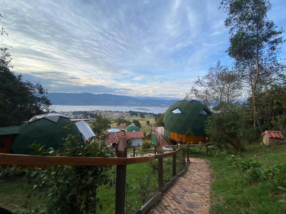 ホテル Glamping Sede Campestre Mirador De Pueblo Viejo グアタビータ エクステリア 写真