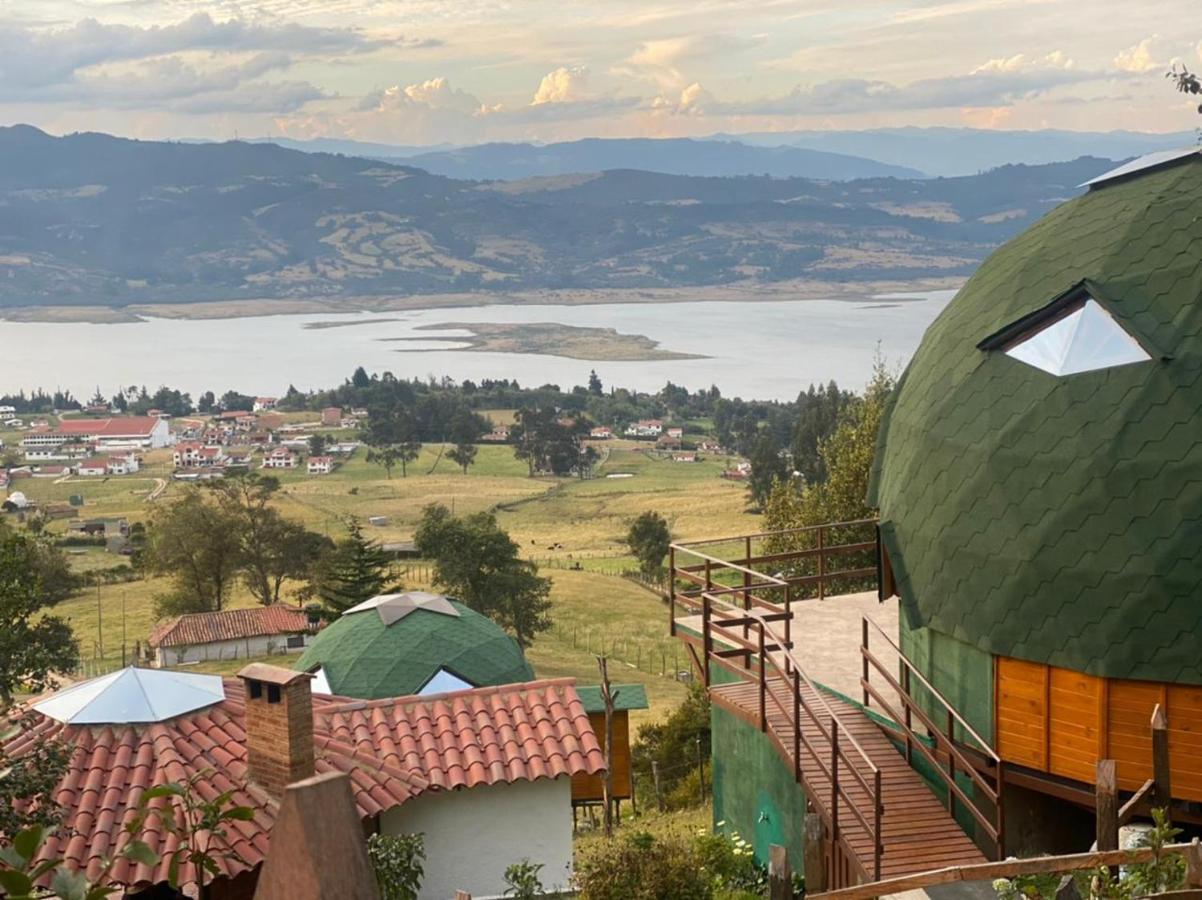 ホテル Glamping Sede Campestre Mirador De Pueblo Viejo グアタビータ エクステリア 写真