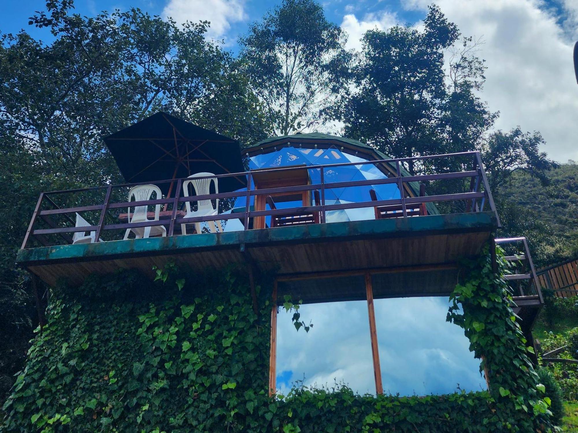 ホテル Glamping Sede Campestre Mirador De Pueblo Viejo グアタビータ エクステリア 写真