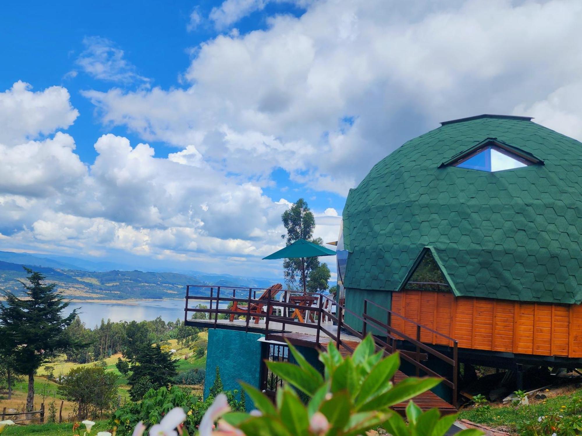 ホテル Glamping Sede Campestre Mirador De Pueblo Viejo グアタビータ エクステリア 写真